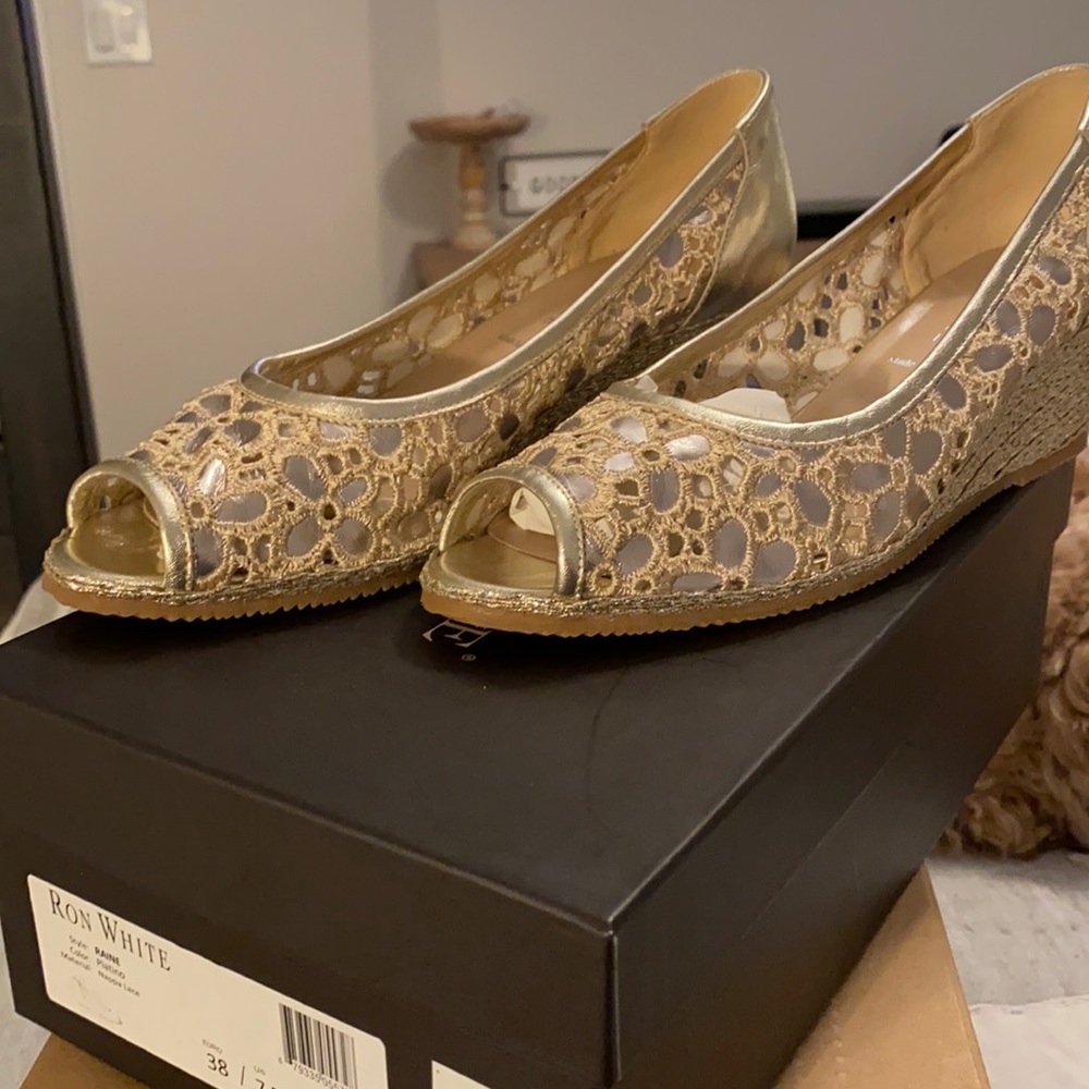Ron White wedge shoe, style Raine, color Platino